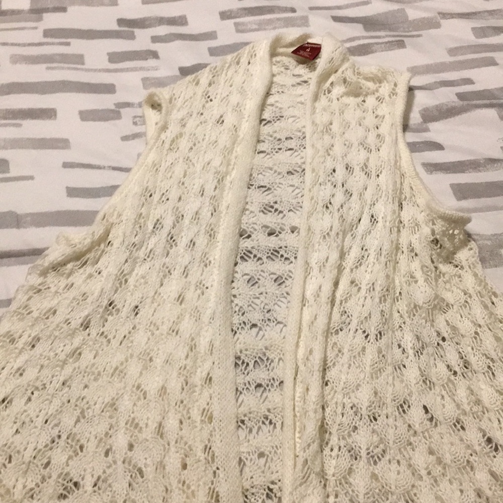 Sleeveless Cardigan